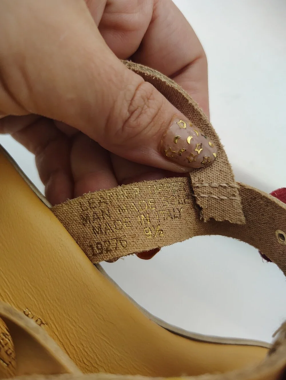 Sophia Milano Made In Italy Wedge Sandals with Floral Leather Accents Size 9.5